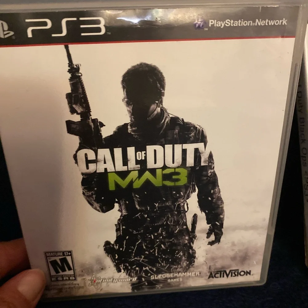 Sony PlayStation 3 Call of Duty Game Bundle - Black and White